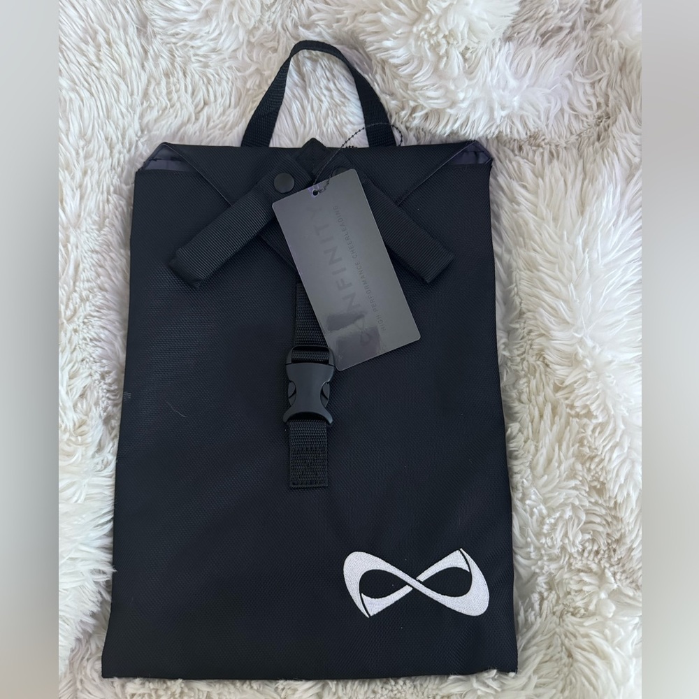 Nfinity Uniformer $30